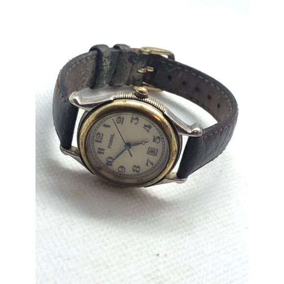 Fossil EC8738 Unisex Brown Leather Analog Beige Dial Quartz Wrist Watch XR70 - Picture 5 of 9